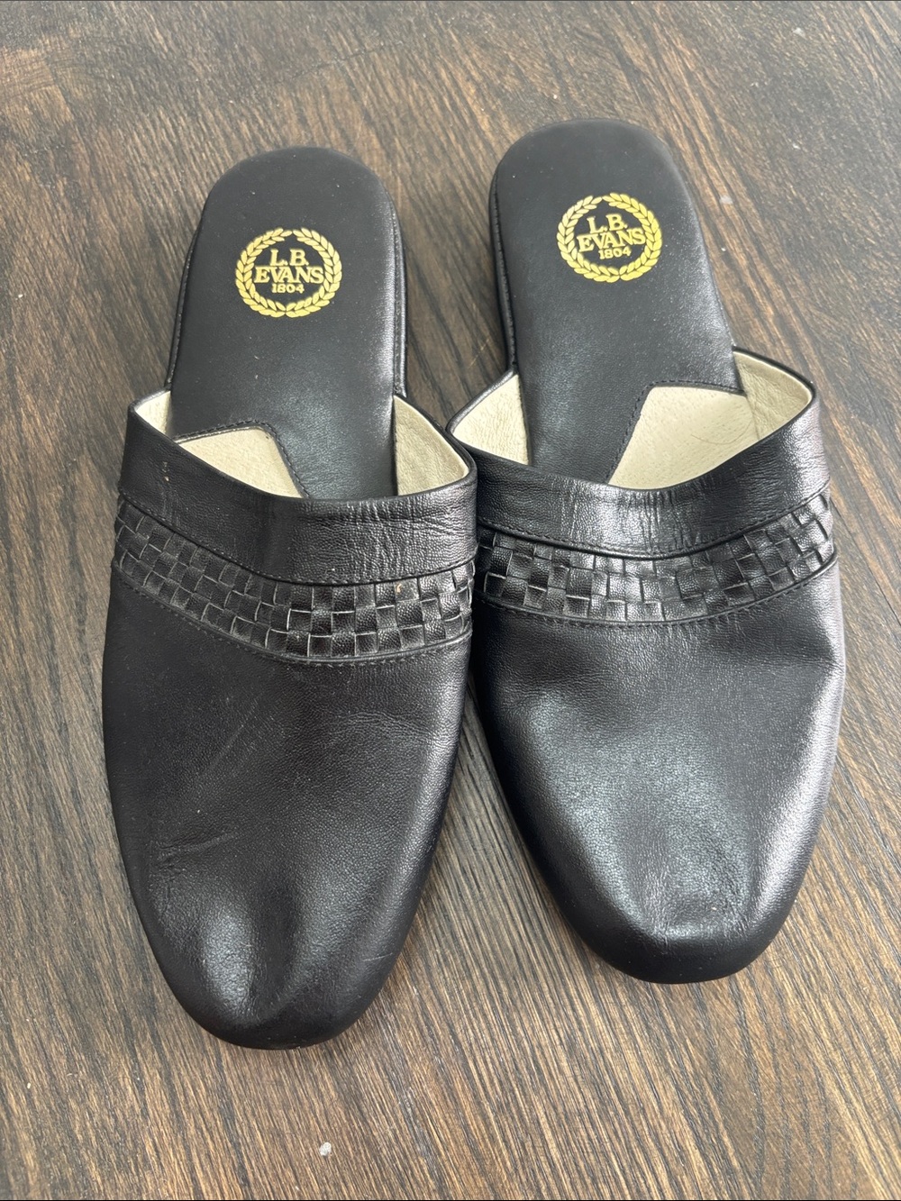 LB Evans slippers, black leather, slip on, leather interior, size 10.5